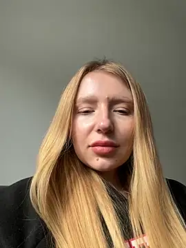 EvaBrooklyn online show from March 2025 11:29:01 AM