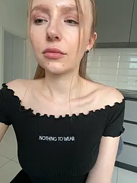 EvaBrooklyn online show from March 2025 02:51:02 PM