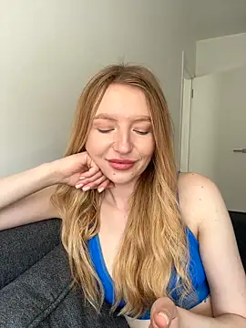 EvaBrooklyn online show from March 2025 09:46:02 AM