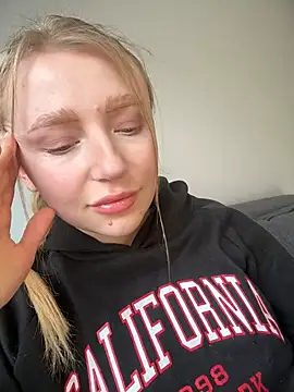 EvaBrooklyn online show from March 2025 02:08:01 PM