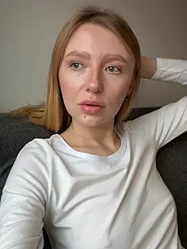 EvaBrooklyn online show from March 2025 02:22:01 PM