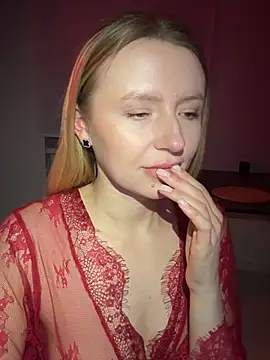 EvaBrooklyn online show from March 2025 07:02:02 PM