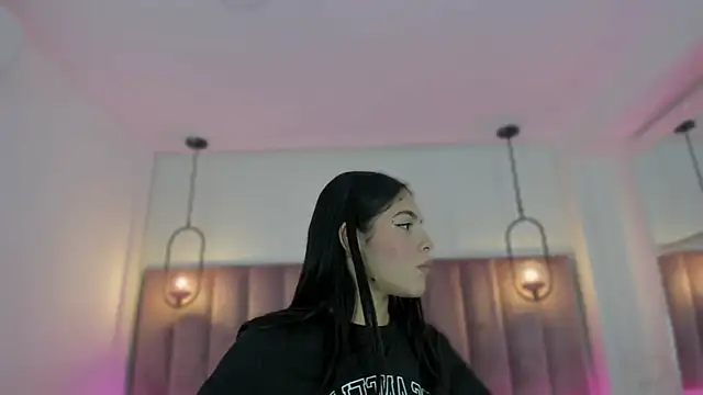 Haily b online show from January 2026 07:48:01 PM