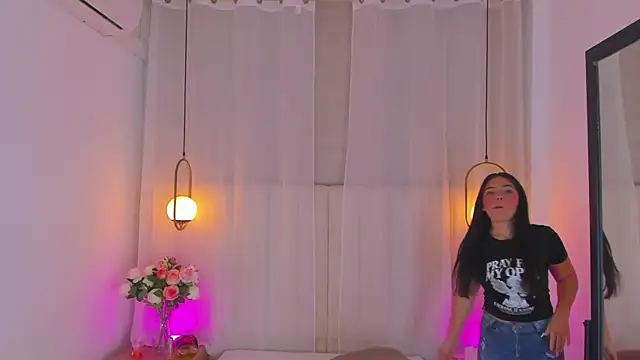 Haily b online show from April 2026 08:13:02 PM