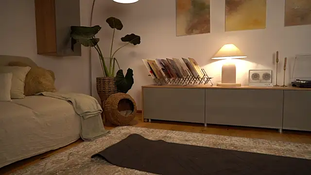 nadia bliss online show from November 2025 08:35:02 PM