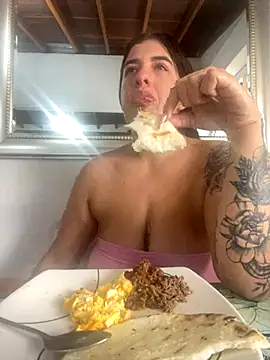 Madisson-Rivas online show from October 2025 01:25:02 PM