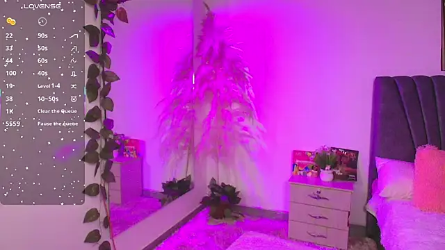 miaoconell online show from July 2026 10:11:01 PM