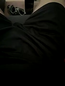 Snapshot of Bubatz28 chatting on October 2025 09:30:02 AM Bubatz28 online show from October 2025 09:30:02 AM