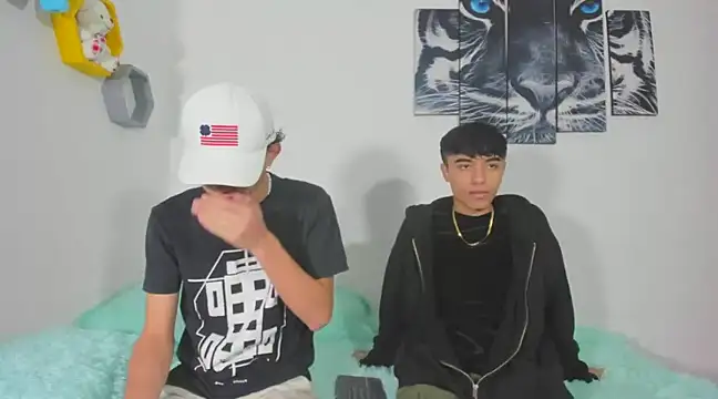 Snapshot of Maxxi_hot23 chatting on March 2025 03:07:02 PM Maxxi hot23 online show from March 2025 03:07:02 PM