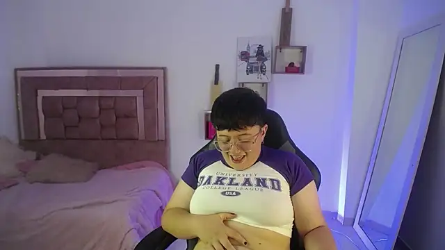 safyka online show from February 2026 02:29:02 AM