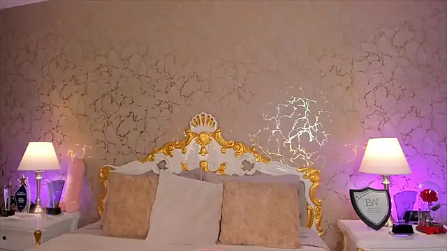 ScarlettWallace online show from October 2025 05:35:01 PM