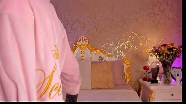 ScarlettWallace online show from March 2026 10:05:01 PM