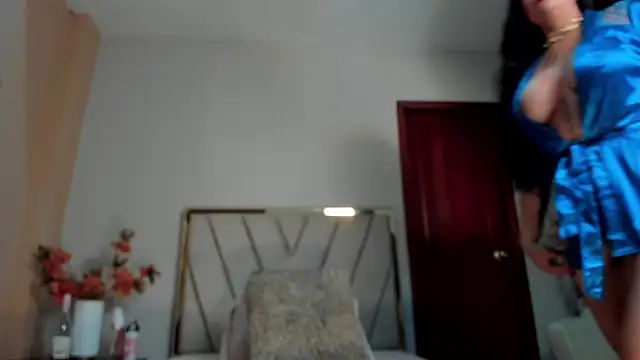 SeleneLujan online show from December 2025 11:52:02 AM