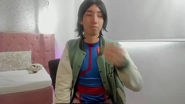 loverisu-coral online show from February 2026 09:02:02 PM