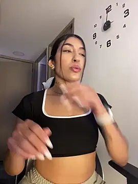 Snapshot of AshleyG_222 chatting on December 2025 09:20:01 PM AshleyG 222 online show from December 2025 09:20:01 PM