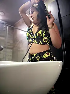 Snapshot of Mila_LS chatting on October 2025 01:01:02 PM Mila LS online show from October 2025 01:01:02 PM