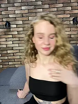 nemesidaM online show from March 2025 11:20:01 PM