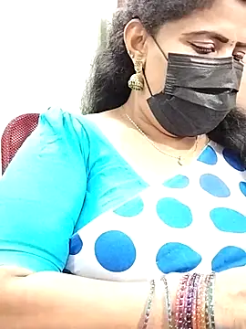 abinaya26 online show from November 2025 03:58:02 PM