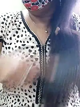 Snapshot of abinaya26 chatting on May 2026 05:24:01 AM abinaya26 online show from May 2026 05:24:01 AM