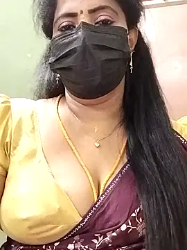 Snapshot of abinaya26 chatting on May 2026 06:36:01 PM abinaya26 online show from May 2026 06:36:01 PM