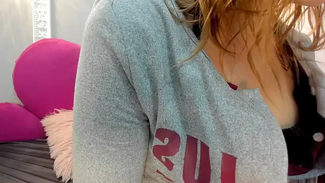 Bonniie 22 online show from February 2026 07:54:01 PM