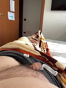 Snapshot of littletoy64 chatting on November 2025 09:08:02 AM littletoy64 online show from November 2025 09:08:02 AM