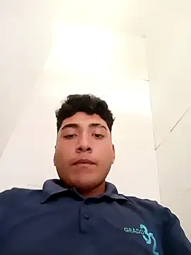 crisssalazar online show from September 2025 05:47:02 PM