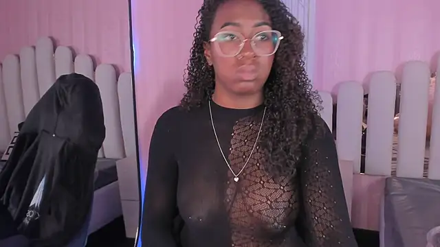 Qeen blackk online show from April 2026 08:57:01 PM