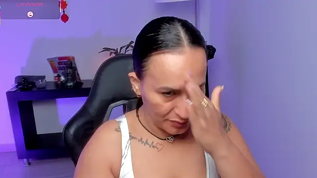 Sara Charmy online show from June 2026 10:57:02 AM