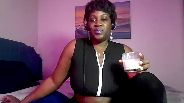 Snapshot of lovelyenigma365 chatting on March 2025 02:37:02 AM lovelyenigma365 online show from March 2025 02:37:02 AM