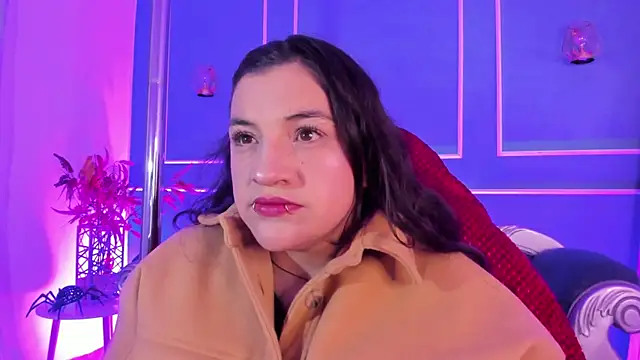 TaraTaylorr online show from February 2026 02:38:01 AM