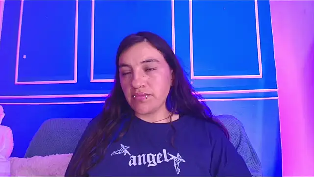 TaraTaylorr online show from June 2026 11:29:01 PM