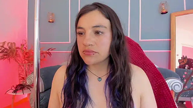 TaraTaylorr online show from July 2026 02:58:01 AM