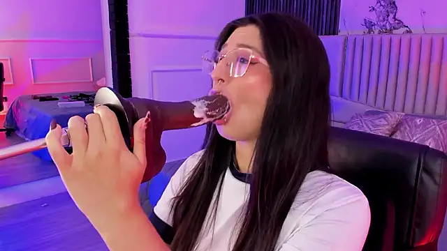 Gabrielakassi online show from March 2026 12:31:02 PM