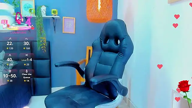 yessila parker online show from February 2026 09:54:01 AM