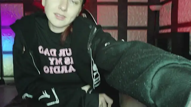 SweetSeraphine online show from October 2025 05:00:01 PM