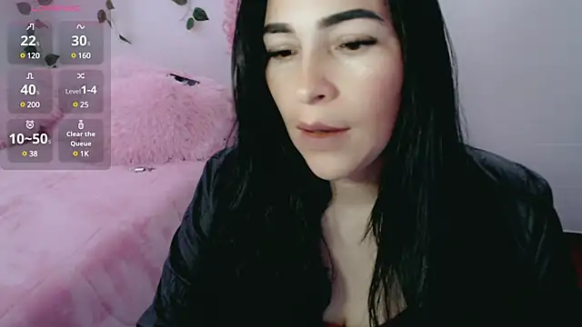 Snapshot of luna_lgomez_ chatting on March 2025 11:18:02 AM luna lgomez  online show from March 2025 11:18:02 AM