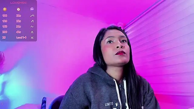 Fernanda liie  online show from April 2026 12:20:02 PM