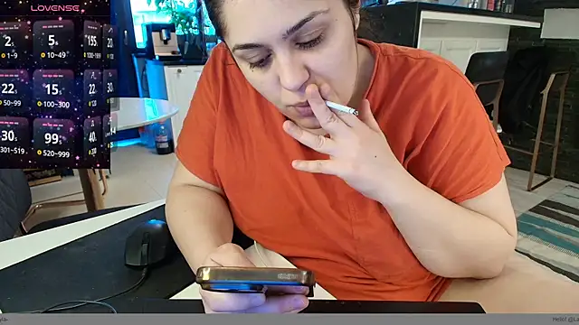 Layla- online show from January 2025 10:06:02 AM