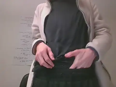 xy monkeyBigCock online show from March 2026 03:30:01 PM