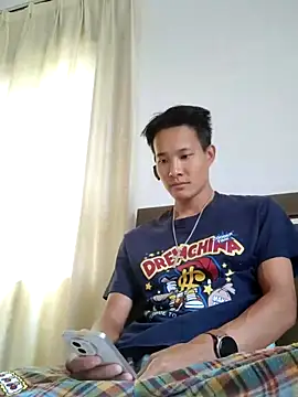 Snapshot of Dannyhobb chatting on June 2026 03:29:02 AM Dannyhobb online show from June 2026 03:29:02 AM
