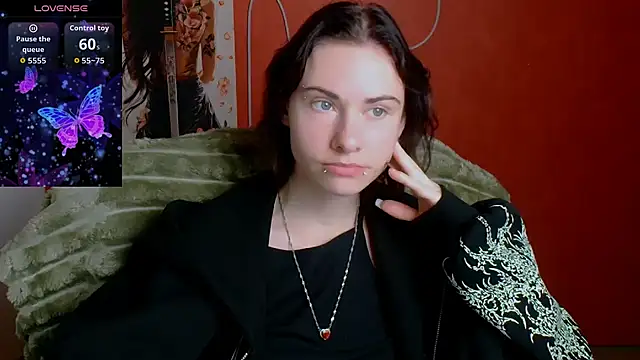 Snapshot of Fiona_Night chatting on May 2026 11:28:02 AM Fiona Night online show from May 2026 11:28:02 AM