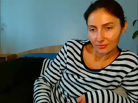 Irina9793 online show from October 2025 08:01:01 AM