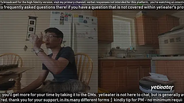 Snapshot of yetieater chatting on January 2025 09:42:01 PM yetieater online show from January 2025 09:42:01 PM