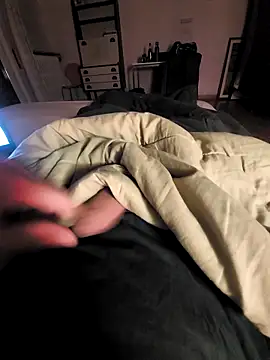 Snapshot of Cazzettostorto99 chatting on October 2025 09:46:01 PM Cazzettostorto99 online show from October 2025 09:46:01 PM