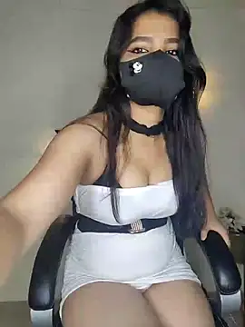 Snapshot of Noor-Bold chatting on March 2025 03:31:01 PM Noor-Bold online show from March 2025 03:31:01 PM