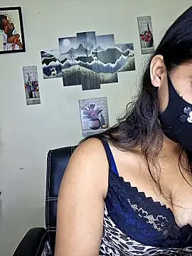 Snapshot of Noor-Bold chatting on November 2025 03:08:02 AM Noor-Bold online show from November 2025 03:08:02 AM