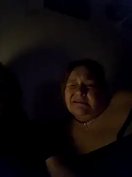 Snapshot of SpnzTnT chatting on February 2026 08:40:02 AM SpnzTnT online show from February 2026 08:40:02 AM