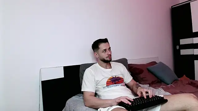 Snapshot of nicholasX1 chatting on March 2025 12:36:02 PM nicholasX1 online show from March 2025 12:36:02 PM