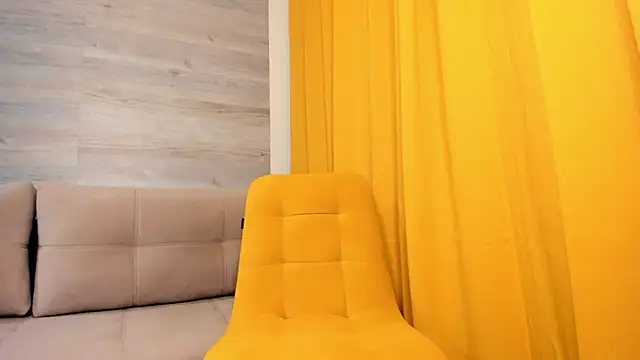 IreneHabibi online show from September 2025 08:57:01 AM